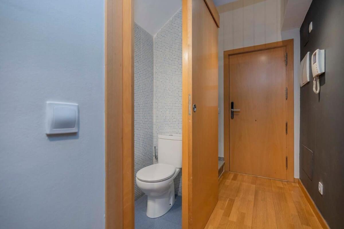 2 Bedroom Duplex Apartment With Balcony 4-3 Барселона Экстерьер фото